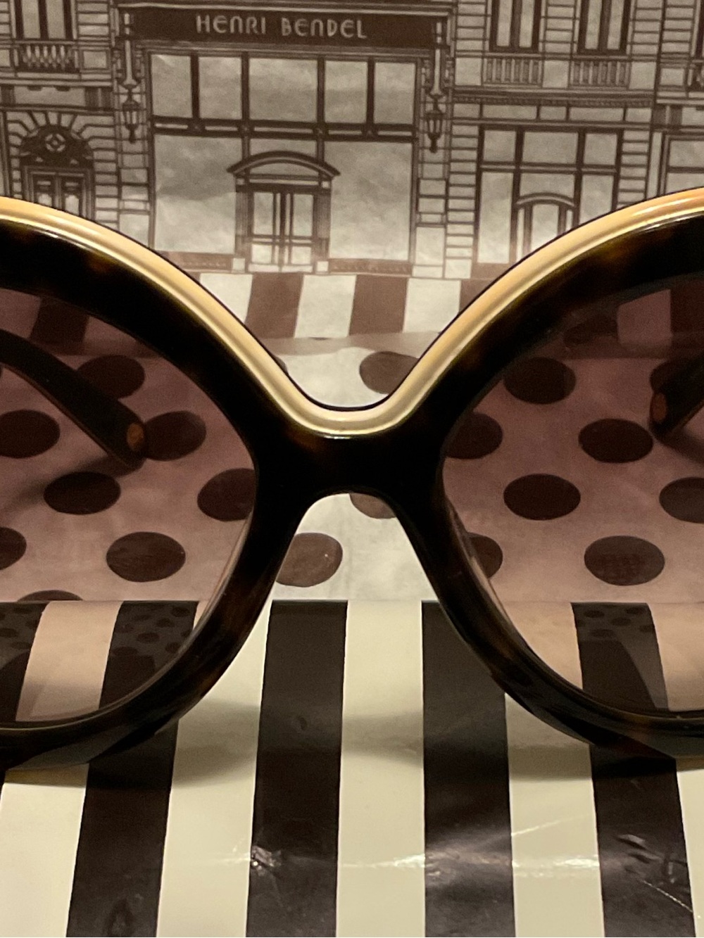 Henri Bendel Edie Sunglasses HB5195 Round Mod Tortoise with Case & Bag - Picture 5 of 16